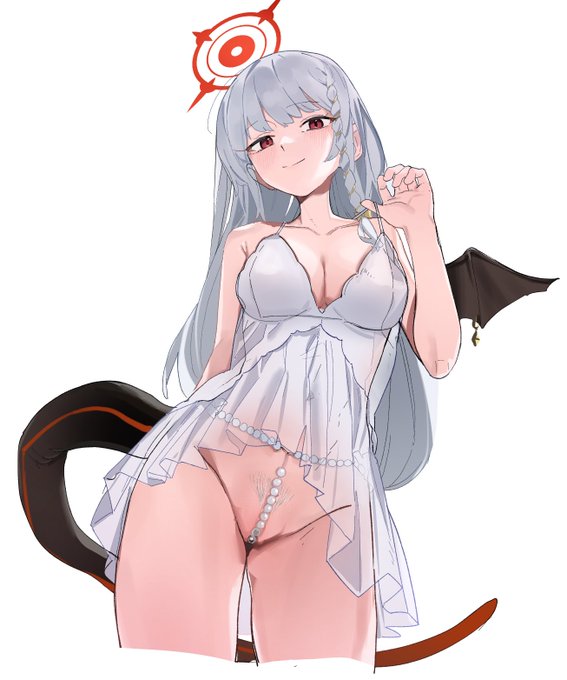 ベビードールとパールショーツ?的な… 