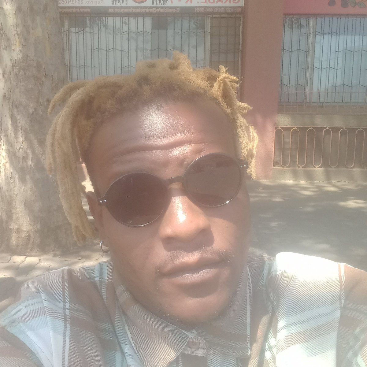 LordSongo tweet picture