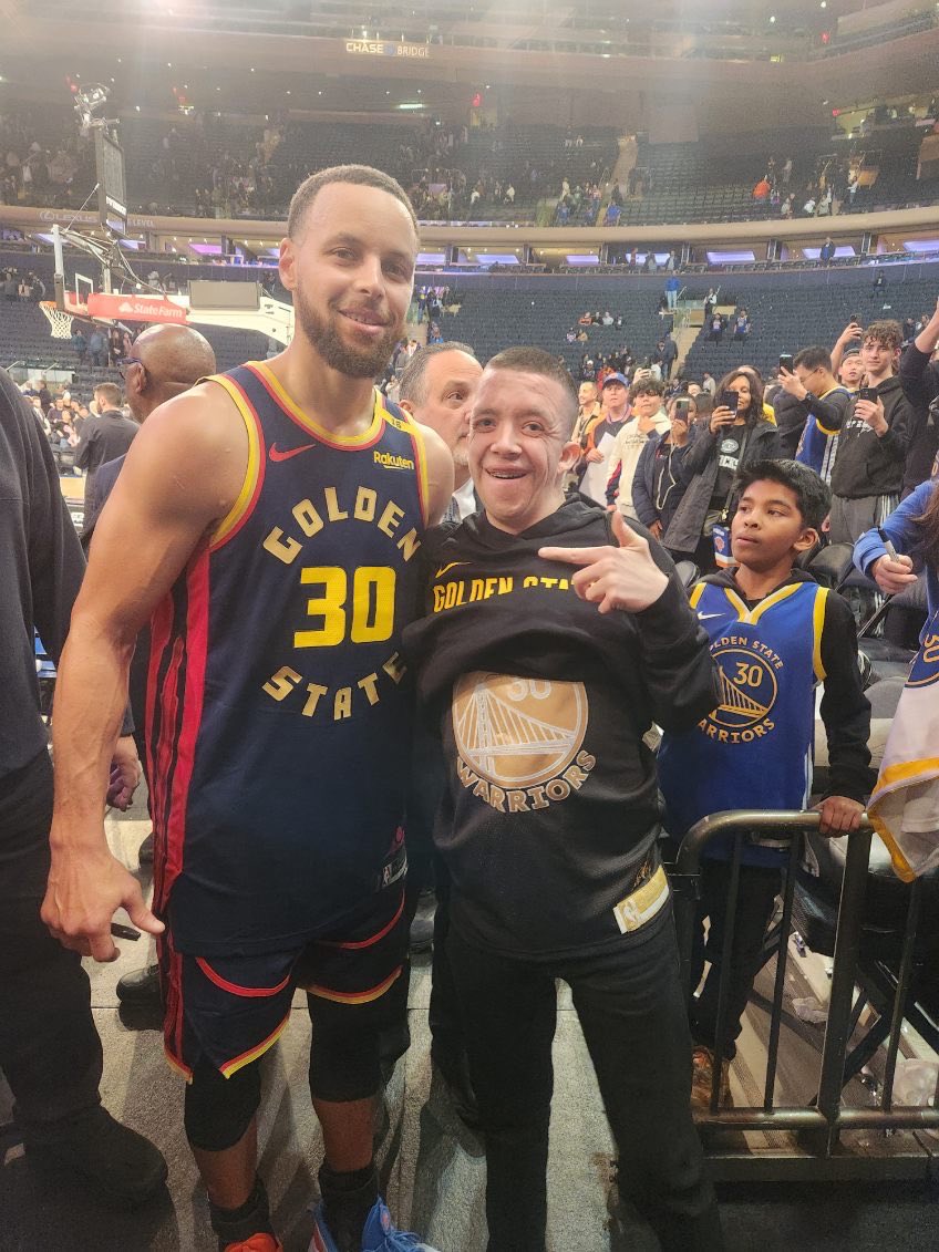 Jim Sullivan (@jimsully12) on Twitter photo Picture of the best 3 point shooter in the land and Steph Curry! #patroberts <a href="/PearlRiverBase/">Pearl River Baseball</a> <a href="/PRAthletic/">PearlRiverAthletics</a> <a href="/PearlRiverHocky/">Pearl River Hockey</a> <a href="/damonokeefe/">Damon O'Keefe</a> <a href="/bmckeever416/">Brendan McKeever</a> <a href="/JamesAGagliano/">James A. Gagliano</a> Picture of the best 3 point shooter in the land and Steph Curry! #patroberts <a href="/PearlRiverBase/">Pearl River Baseball</a> <a href="/PRAthletic/">PearlRiverAthletics</a> <a href="/PearlRiverHocky/">Pearl River Hockey</a> <a href="/damonokeefe/">Damon O'Keefe</a> <a href="/bmckeever416/">Brendan McKeever</a> <a href="/JamesAGagliano/">James A. Gagliano</a>