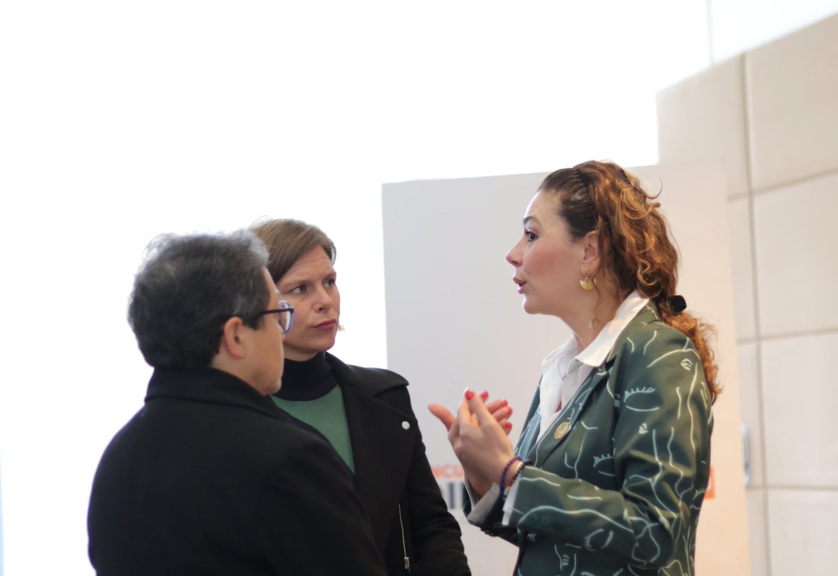 APC Colombia (@apccolombia) on Twitter photo Agradecemos a <a href="/AFEColombia/">AFE Colombia</a> por el espacio para seguir construyendo alianzas que transformen las realidades de los territorios. Agradecemos a <a href="/AFEColombia/">AFE Colombia</a> por el espacio para seguir construyendo alianzas que transformen las realidades de los territorios.