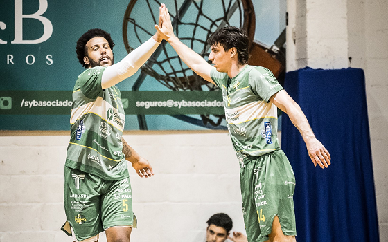 🏀 TRIUNFO CLAVE

Urupan dominó el encuentro de punta y venció como local a Defensor Sporting, sumando un punto vital para sus aspiraciones de mantener la categoría.

✍️ <a href="/aleramos31/">Ale Ramos</a> 
📝 basquetcaliente.com/triunfo-clave-…