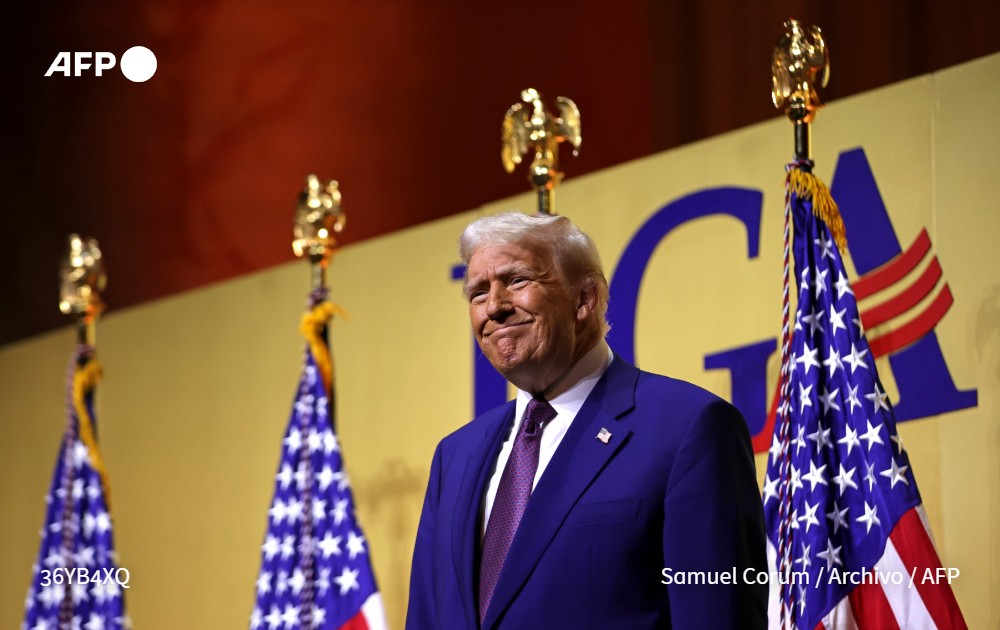 🇪🇺🇺🇸 ¿Es verdad que la relación comercial entre Europa y EEUU es injusta, como dice Donald Trump? El presidente afirma que Europa abusa de EEUU, al punto de acumular un superávit enorme, pero los números muestran una relación más equilibrada #ednh #AFP ➡ u.afp.com/S3XU