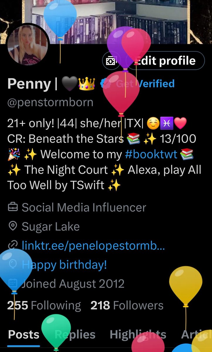 penstormborn's tweet photo. It's balloon day, friends! ๐ฅณ๐
#BirthdayGirl #Chapter45 https://t.co/SnWxzR4yTR