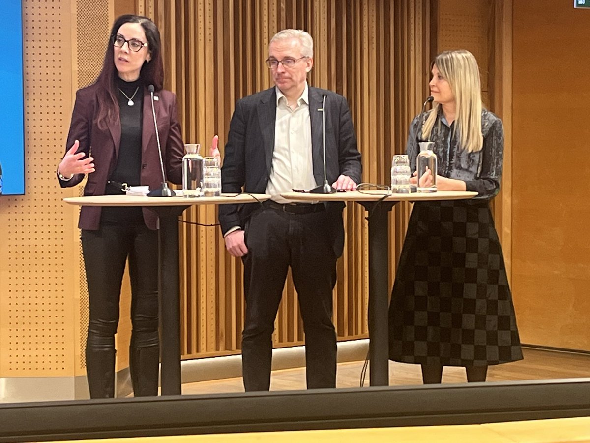 Tjänstesektorn har stora behov både av rekrytering och kompetensutveckling av befintliga anställda. Det visar parternas gemensamma kartläggning.