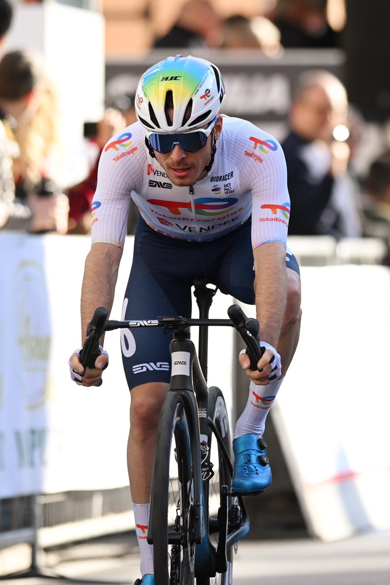 Final explosif à Laigueglia, Mattéo Vercher vient chercher la 9e place ! 🚀

📸 Getty Sport 

#TrofeoLaigueglia | #AllezTotalEnergies ⚡️