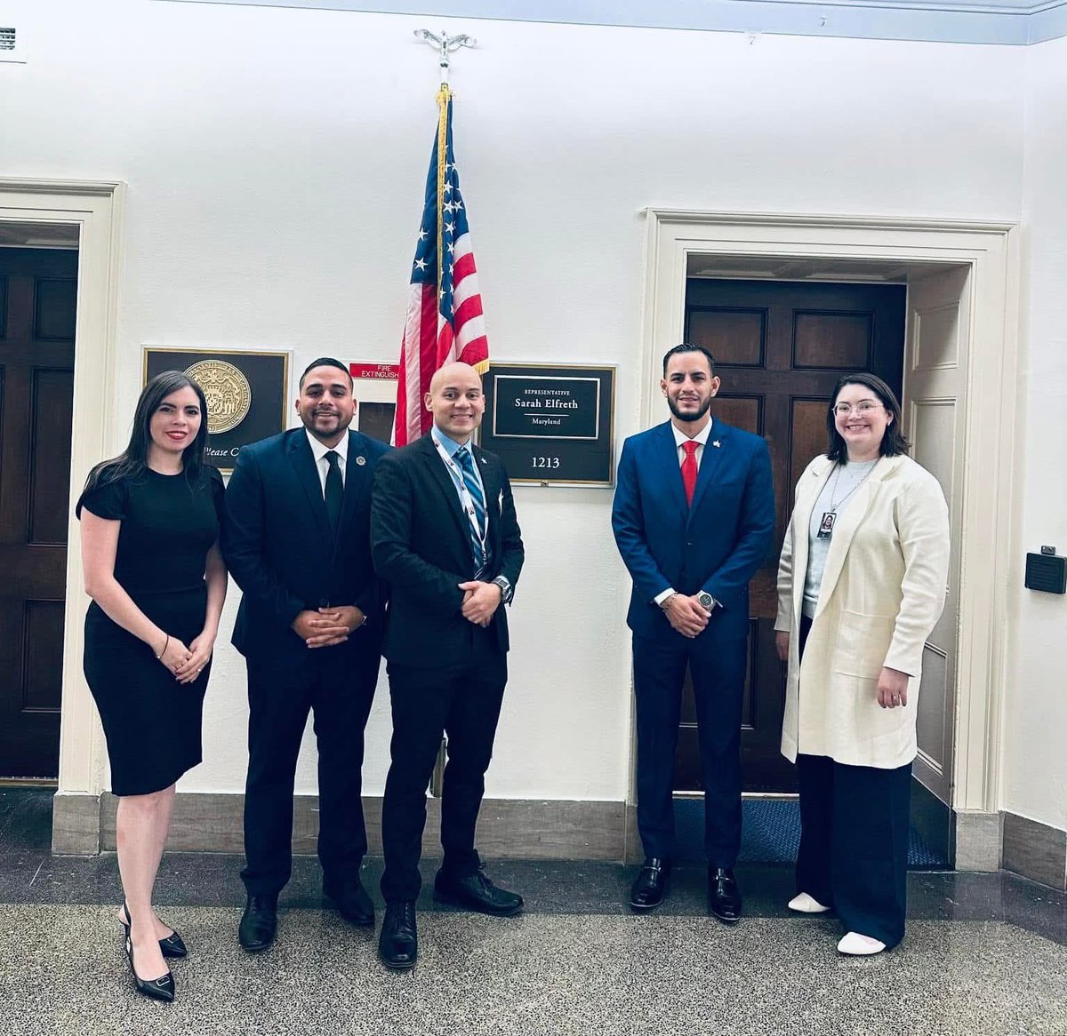 JuventudPNP's tweet photo. La Juventud estadista participo en la Cumbre de Igualdad y Estadidad, donde sostuvieron reuniones claves con congresistas y asesores legislativos. Se dialogó la importancia de la igualdad para Puerto Rico y destacamos el rol activo de la juventud en este esfuerzo. https://t.co/psi19bQDAX