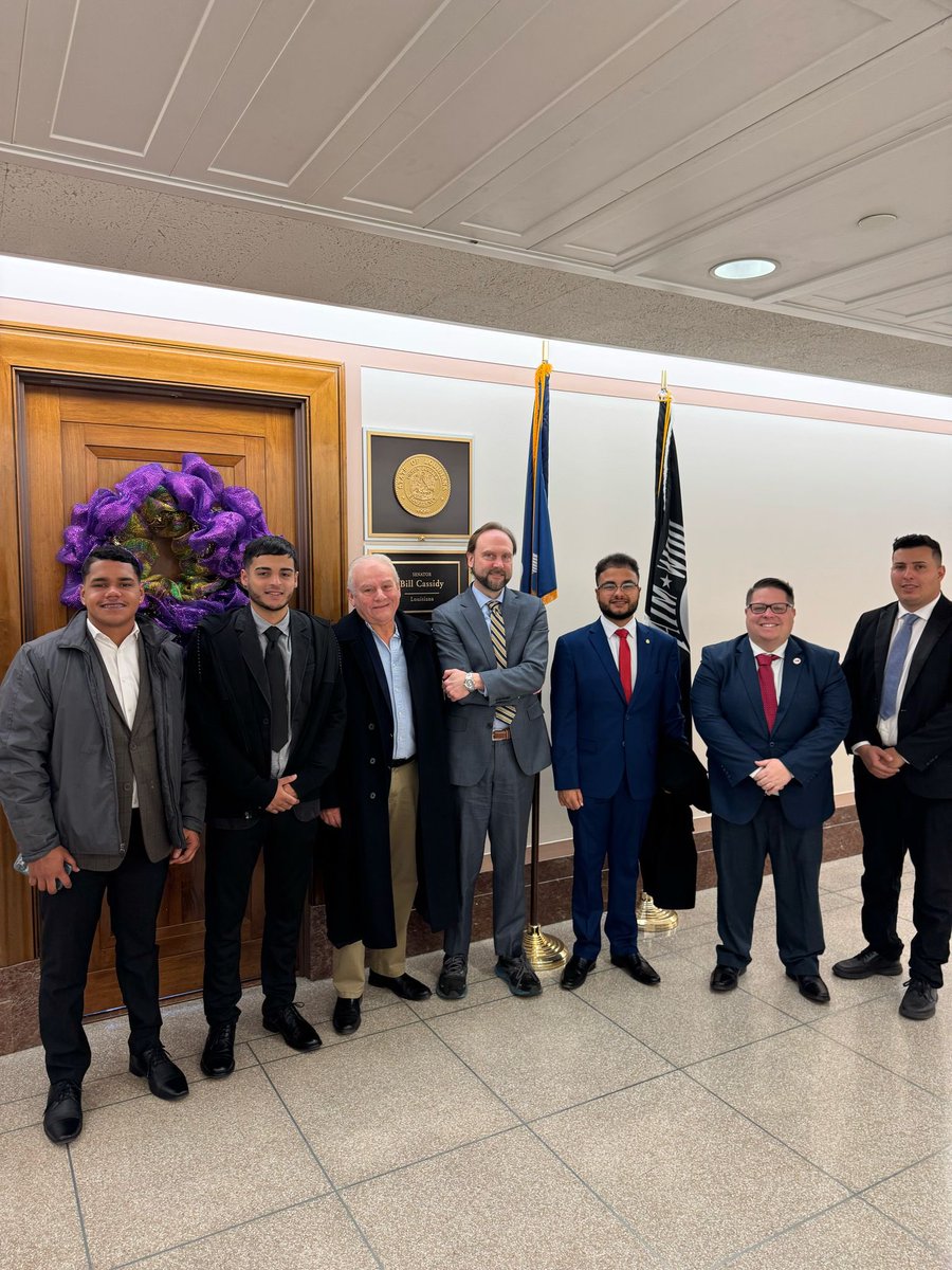 La Juventud estadista participo en la Cumbre de Igualdad y Estadidad, donde sostuvieron reuniones claves con congresistas y asesores legislativos. Se dialogó la importancia de la igualdad para Puerto Rico y destacamos el rol activo de la juventud en este esfuerzo.