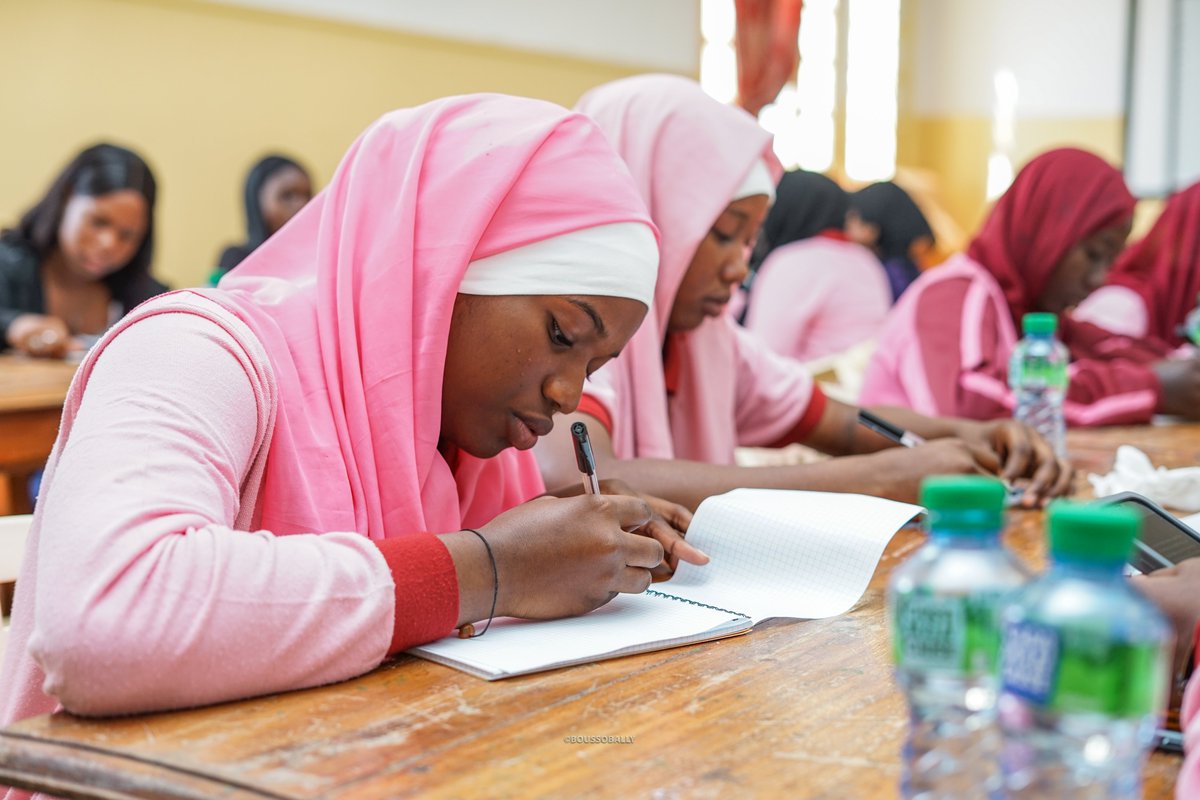 CRDI en Afrique │ BRACO (@idrc_braco) on Twitter photo ADOS renforce les capacités des adolescentes en recherche-action pour un meilleur accès à la santé de la reproduction et mettre fin aux violences basées sur le genre #PourToutesLesFemmesEtLesFilles!
<a href="/AmbCanSenegal/">Canada au Sénégal</a>
En savoir plus : youtube.com/watch?v=oscILE… ADOS renforce les capacités des adolescentes en recherche-action pour un meilleur accès à la santé de la reproduction et mettre fin aux violences basées sur le genre #PourToutesLesFemmesEtLesFilles!
<a href="/AmbCanSenegal/">Canada au Sénégal</a>
En savoir plus : youtube.com/watch?v=oscILE…