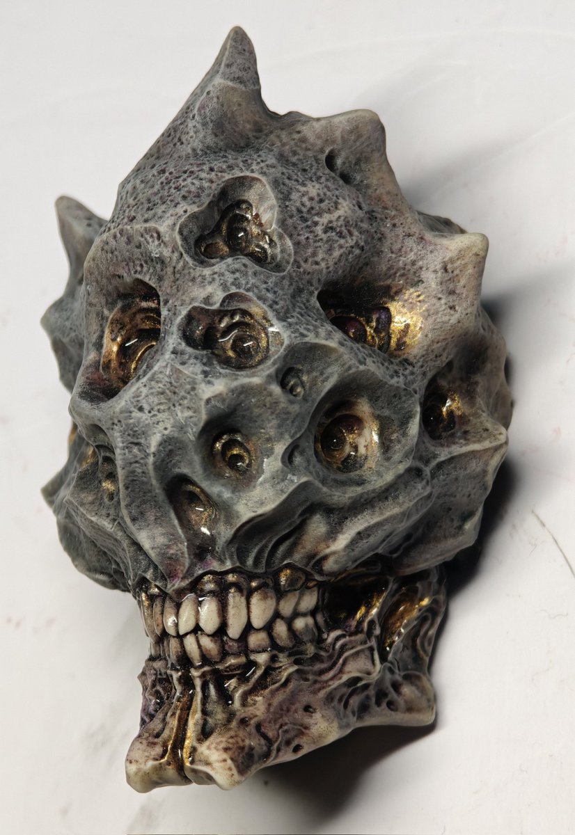 Meteorites sculpted by <a href="/linwensheng3/">Siye Lin</a> , painting completed😃