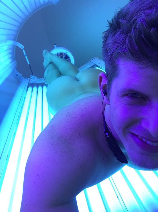 I’ve never fucked in a tanning bed ? https://t.co/GXidPCqYnr