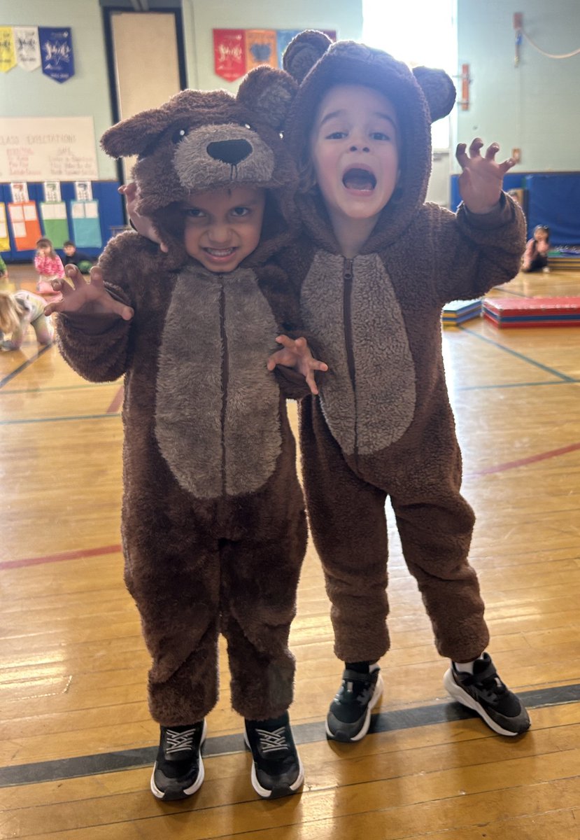 @SheafeRoadRocks (@sheaferoadrocks) on Twitter photo Read Across America Week! Just wait until you see all of the school spirit our bluebirds had! #sneakpeak #sheaferoadrocks #gobluebirds <a href="/WCSDEmpowers/">WCSDEmpowers</a> Read Across America Week! Just wait until you see all of the school spirit our bluebirds had! #sneakpeak #sheaferoadrocks #gobluebirds <a href="/WCSDEmpowers/">WCSDEmpowers</a>