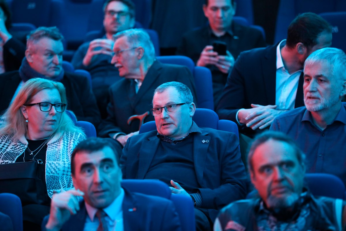 Tomáš.Kašparovský tweet media