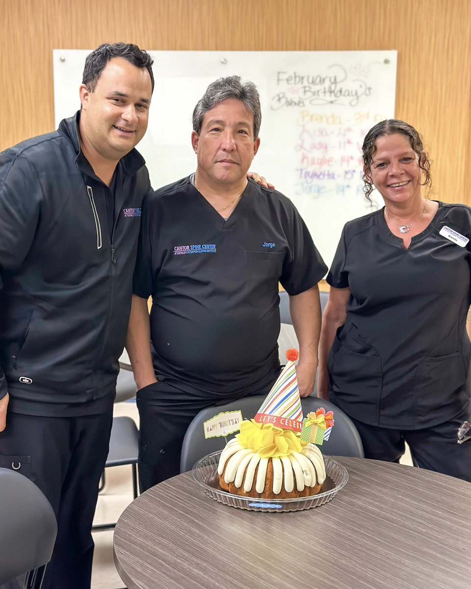 Drgsportsspine's tweet image. Celebrating our February birthdays with the team! A great way to take a break and appreciate the people who make it all happen.

#CantorSpine #SpineHealth #FebruaryBirthdays #SouthFlorida