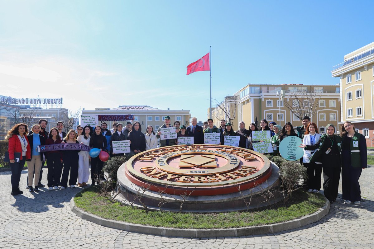 Özgür Oksijen Öğrenci Kulübü Kuruldu!

İstanbul Aydın Üniversitesi öğrencileri tarafından, derneğimize bağlı Özgür Oksijen Öğrenci Kulübü, TSSD İcra Kurulu Üyesi Sayın Dr. Öğr. Üyesi Oya Aylin Büyükbayram danışmanlığında kurulmuştur.

++