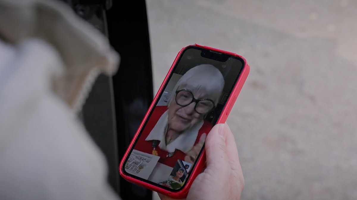 RTVECatalunya's tweet image. 🚐 Aquesta setmana, Thais Villas repassa els millors moments d&apos;#EnRouter i es retroba amb alguns dels protagonistes que ha trobat pel camí, com l&apos;estimada Pilarín Bayés

👉 Dissabte a les 10:30h a @La1_tve i a RTVE Play Catalunya
🔗rtve.es/v/16374149