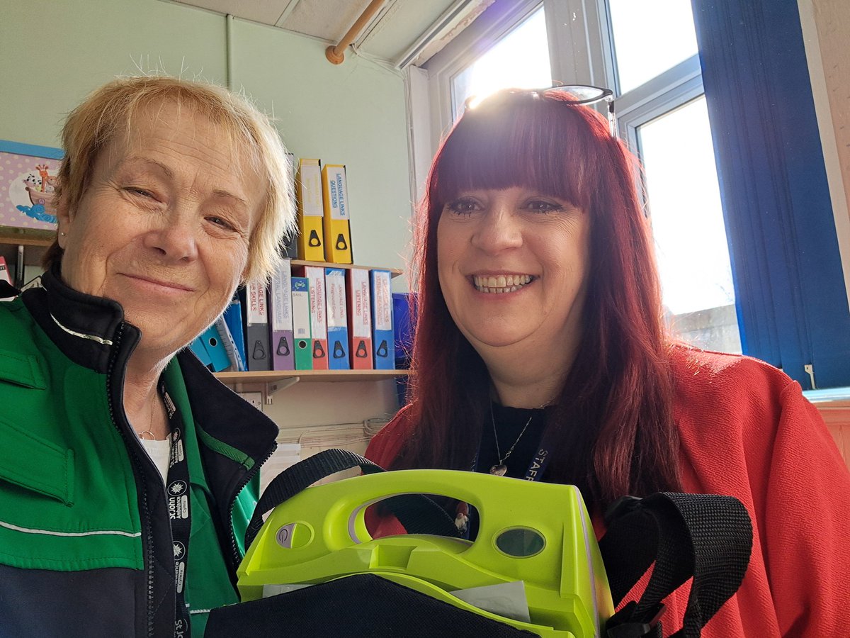 Commissioner - Cardiff&Vale (@commcandv) on Twitter photo Fantastic donation of a Defibrillator and cabinet to <a href="/SJACCav/">SJACCardiff&Vale</a> by @radnorprimary to be located in Cardiff #JustInCase Fantastic donation of a Defibrillator and cabinet to <a href="/SJACCav/">SJACCardiff&Vale</a> by @radnorprimary to be located in Cardiff #JustInCase