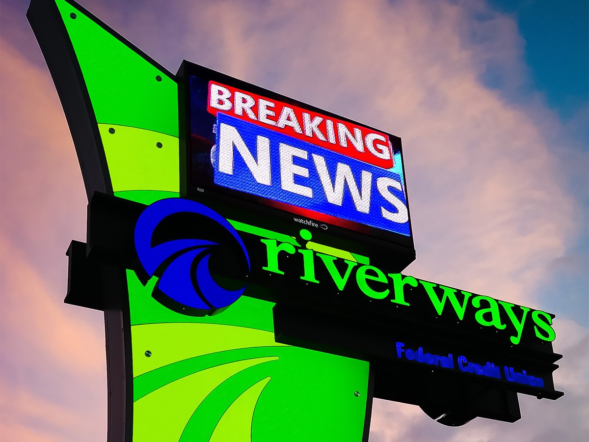 WatchfireSigns's tweet photo. Whether you call them LED signs, electronic message centers, or digital reader boards, our products are a highly effective advertising medium that can be used to engage and inform in any setting. https://t.co/OdGySnWBi8

#ledsigns #electronicmessageboards #digitalreaderboards https://t.co/jcHaKobxFk