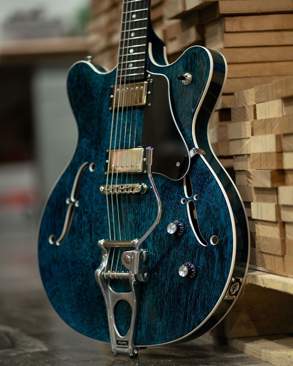 VeritasGuitars's tweet photo. That finish though!😮💨
#veritasguitars #custom503 #guitarlovers https://t.co/IDWaykKrQx