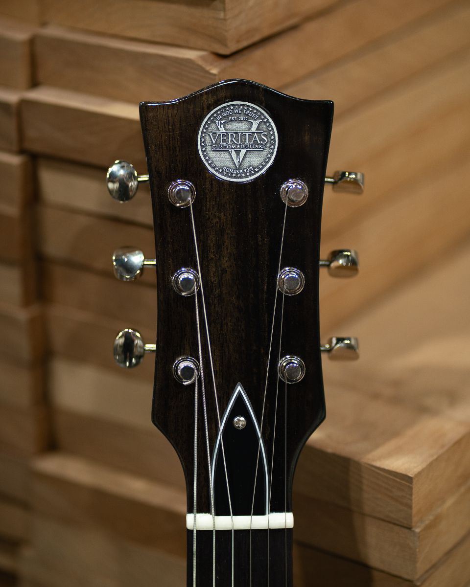 VeritasGuitars's tweet photo. That finish though!😮💨
#veritasguitars #custom503 #guitarlovers https://t.co/IDWaykKrQx