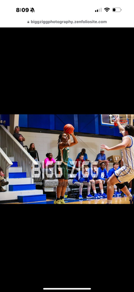 Roderick_1's tweet image. Junior season came to an end. 
Senior year coming soon❤️🏀.
#class2026