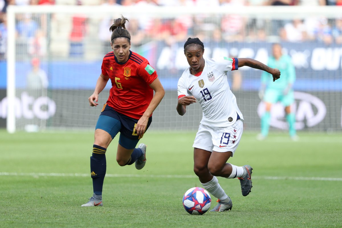 👸 ¡Una 𝓬𝓪𝓶𝓹𝓮𝓸𝓷𝓪 de Europa está de cumpleaños! 🎊 

🎂 ¡Felicidades <a href="/losada_vicky/">Vicky Losada</a>! 🎂

#UWCL