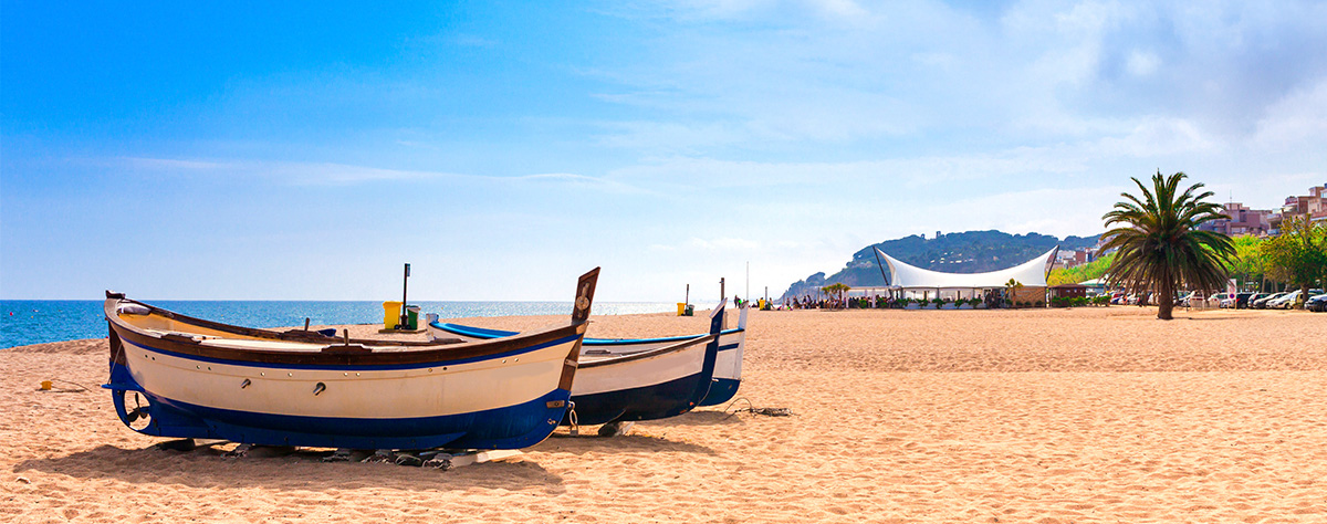 OakHall's tweet image. Join us in Spain this May for £458 - one of dozens of Oak Hall Expeditions with a place for you! mailchi.mp/oakhall/sun2025 #oakhallexpeditions