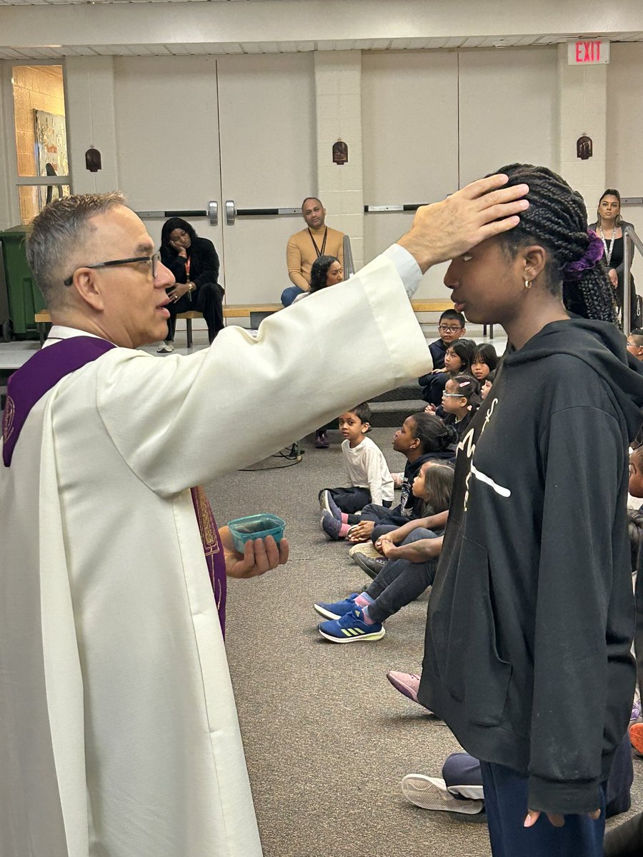 The Divine Infant School - TCDSB (@di_tcdsb) on Twitter photo As we receive these ashes, may we be blessed with strength and clarity during our Lenten journey. Thank you Fr Efren for guiding us on our way... <a href="/archtoronto/">Archdiocese of Toronto</a> <a href="/TCDSB/">Toronto Catholic District School Board</a> <a href="/GalloGTCDSB/">Gisele Gallo</a> <a href="/TCDSB_NCC/">TCDSB Nurturing our Catholic Community</a> As we receive these ashes, may we be blessed with strength and clarity during our Lenten journey. Thank you Fr Efren for guiding us on our way... <a href="/archtoronto/">Archdiocese of Toronto</a> <a href="/TCDSB/">Toronto Catholic District School Board</a> <a href="/GalloGTCDSB/">Gisele Gallo</a> <a href="/TCDSB_NCC/">TCDSB Nurturing our Catholic Community</a>