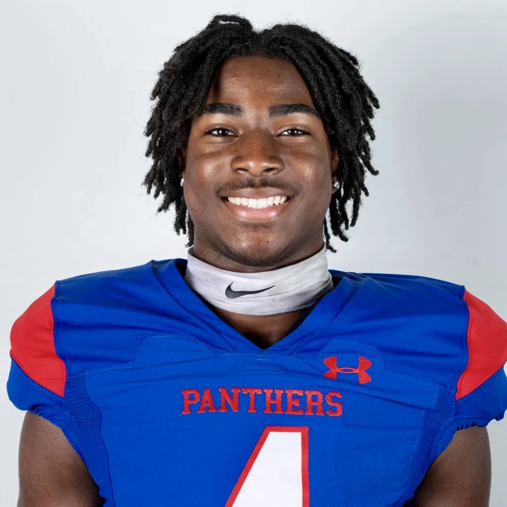 2027 Lathan Whisenton, a 6’0”, 185-pound RB, is an electrifying playmaker. A one-cut back with a rare blend of power and agility, he slashes through defenses and runs with relentless contact aggression. Whisenton’s explosiveness allows him to burst past arm tackles at the line of