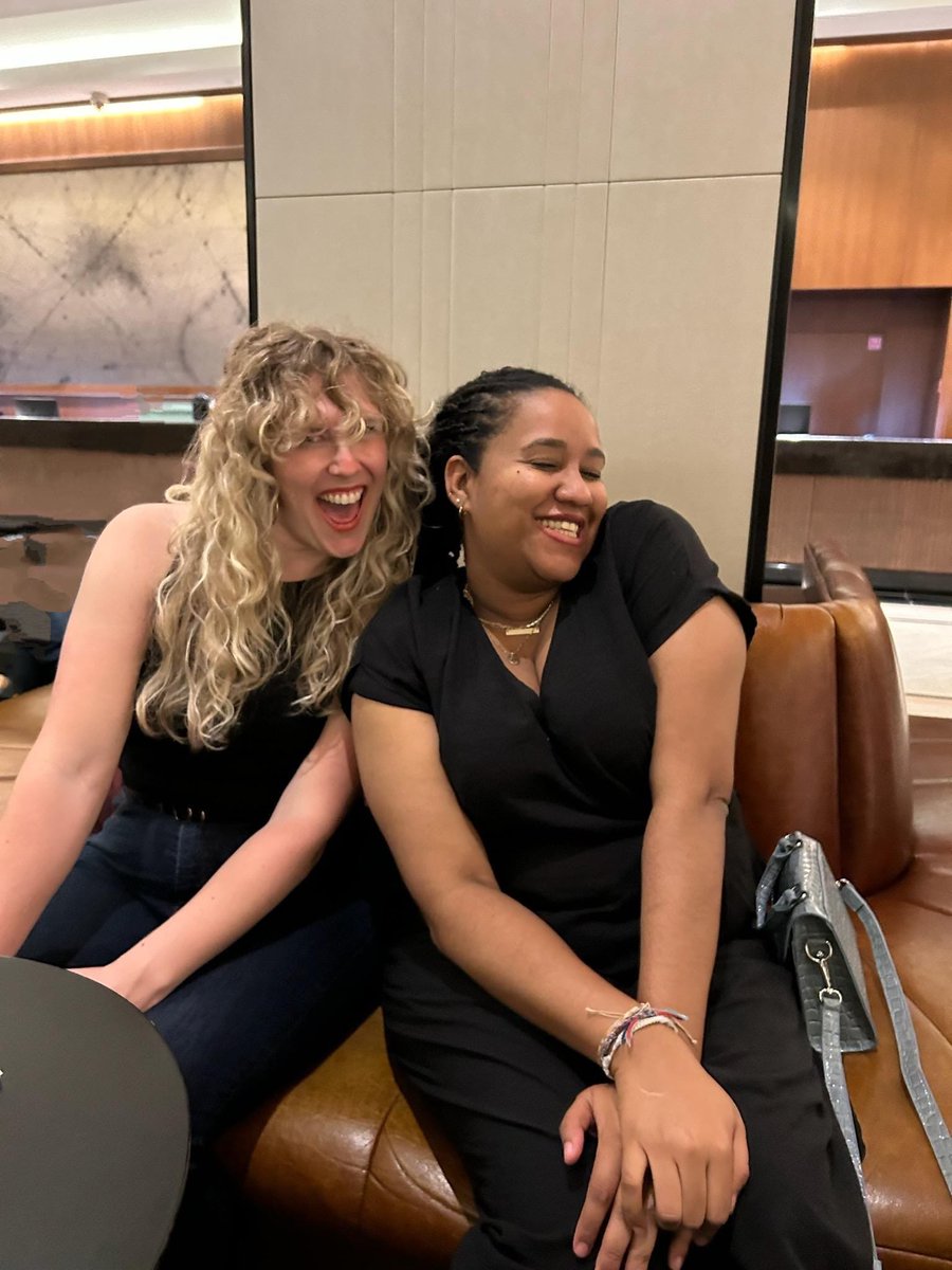 🥳We have a birthday IN THE HOUSE! 🎉Everyone, let’s give a big birthday shout out to our Miami Chica, Jessica! 🥳🎊Happy birthday girlie! 🎈🎈🎈Do your thing chicken wing!🎂🎂