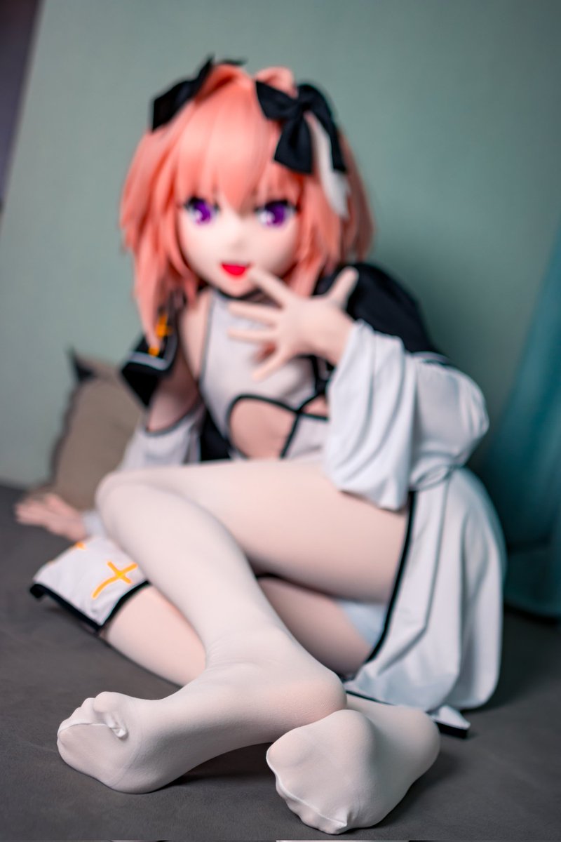 “master是想看这个吗~ 嘛~ 别那么遮遮掩掩的~”
——————_(:з」∠)_—————
📷：<a href="/FengZhi_LQ/">风止灬群花落</a>
（唉 奇怪的对焦）
#kigurumi #着ぐるみ