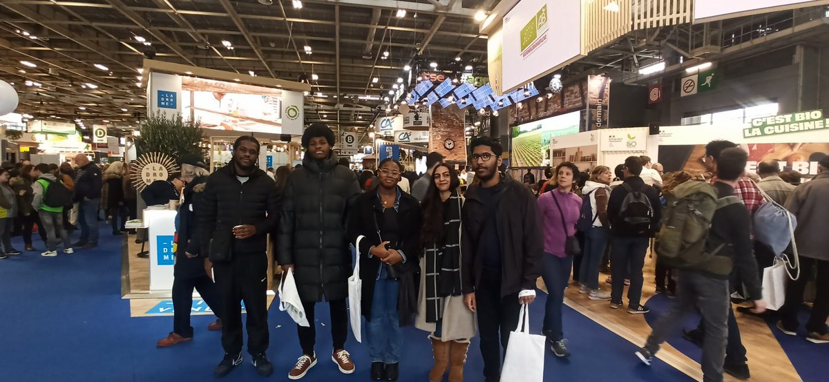 Visite du Salon Internationale de l'agriculture de Paris avec les jeunes de la Mission Locale de Clichy-la-Garenne <a href="/ClichyMl/">ML Clichy</a> 😎