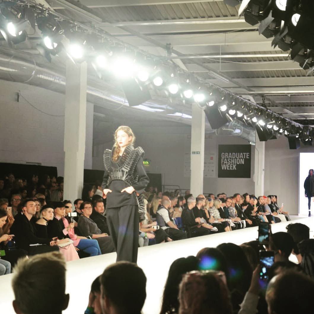 Gvenyofficial's tweet photo. Discover the latest designs from https://t.co/YlWrejABTN https://t.co/rB6hDZ0JKy