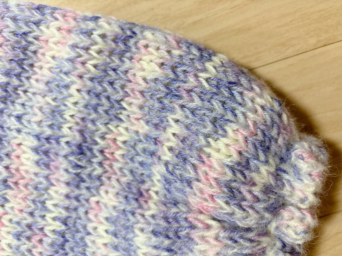 grebot4's tweet image. 테무에서 산 실로 휘뚜루마뚜루 시즌n번째 목도리를 떴는데..색깔왤케예쁨!!! 테무는최고다