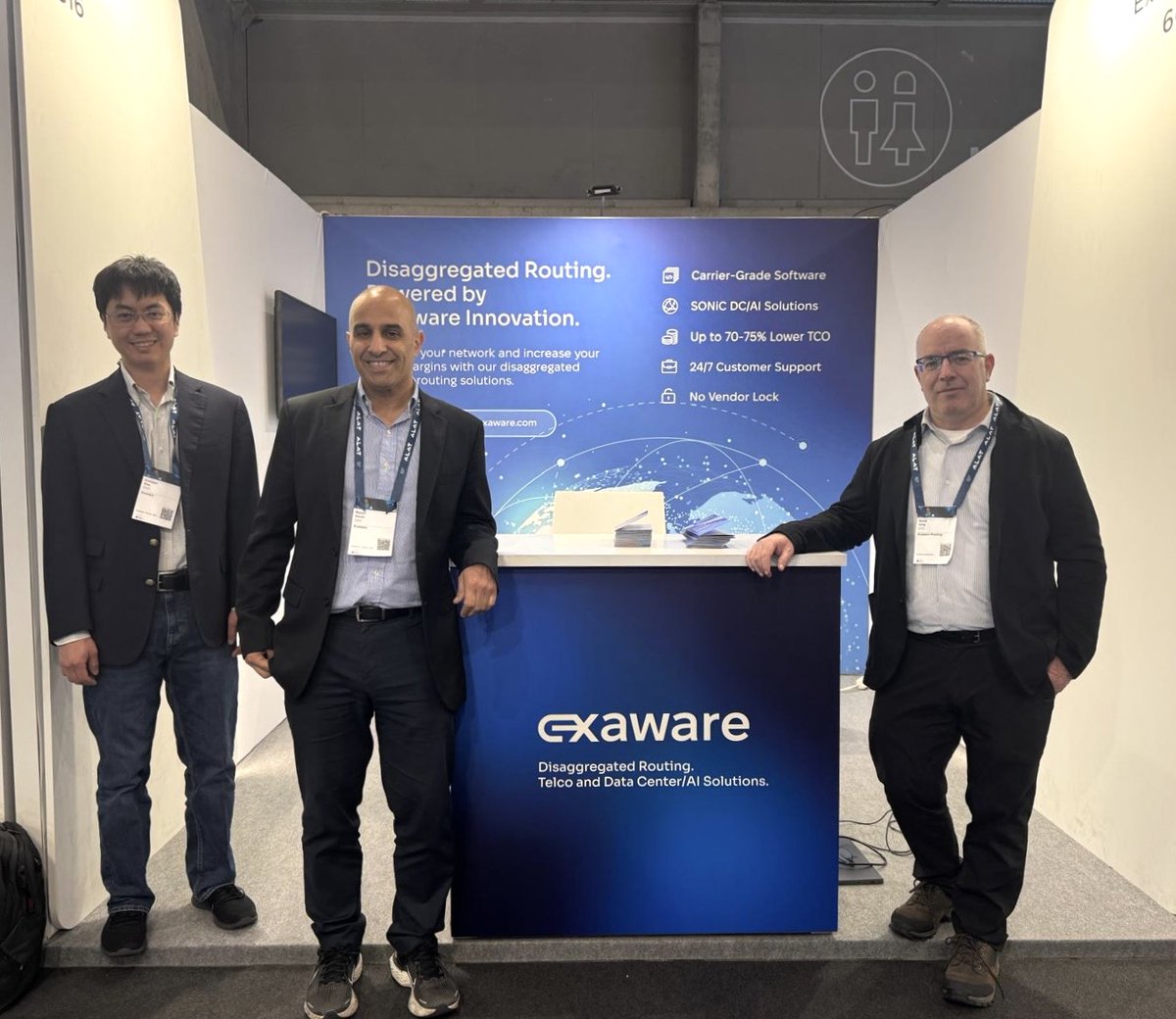 ExawareRouting's tweet image. We&apos;re having busy days at the Exaware booth at #MWCBarcelona! 
Come visit us at booth hashtag#6G16 💙