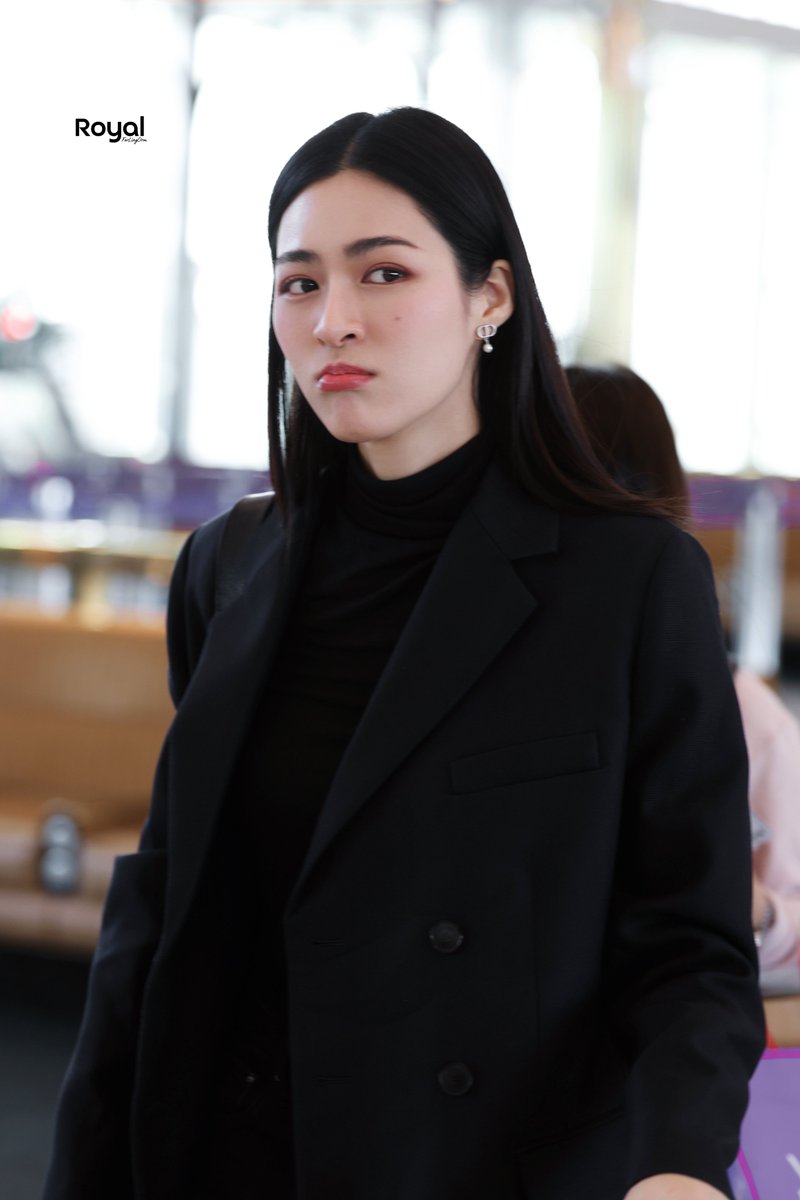 250305

LINGORM AT PFW2025
#LingOrmDiorAW25
#Linglingkwong #หลิงหลิงคอง