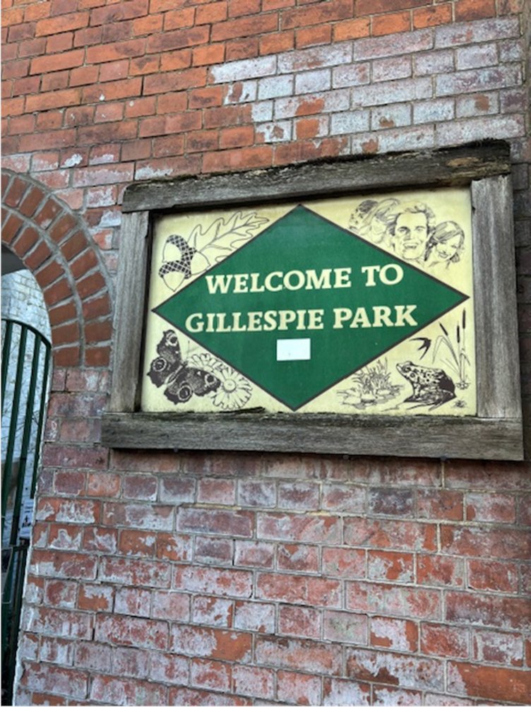 MPSArsenal's tweet image. Patrolling Gillespie Park. Drugs seized and ASB warnings have been issued this week