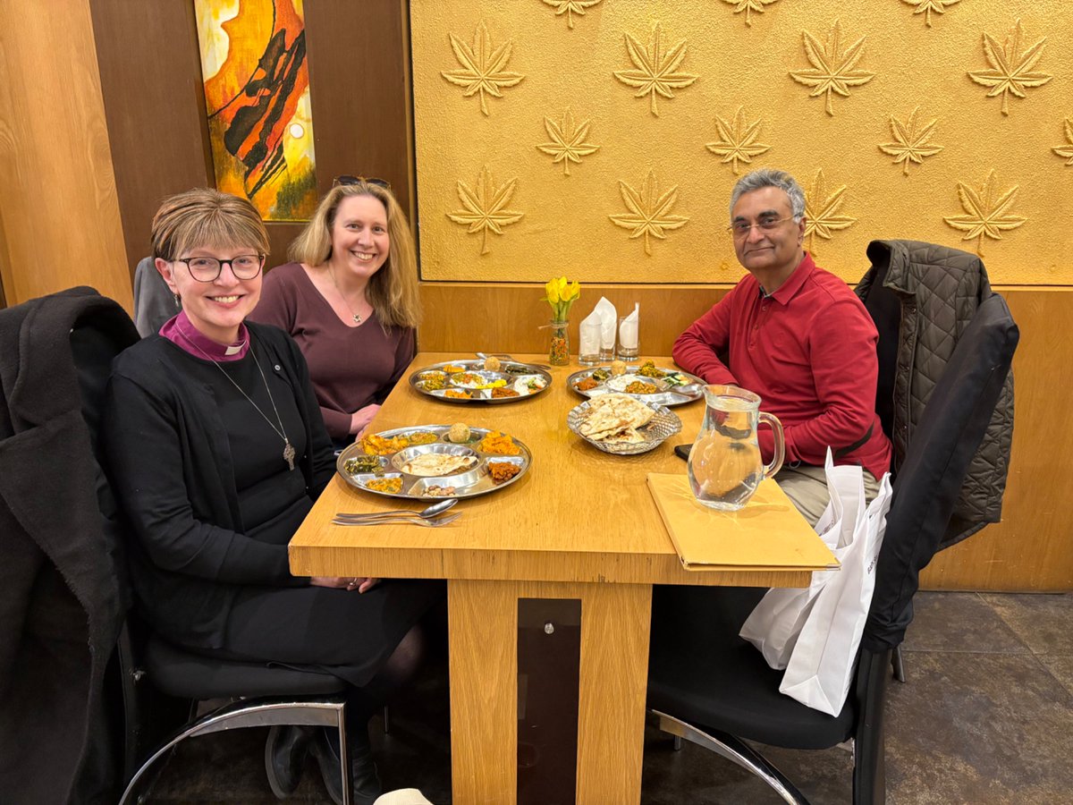 A joy to spend time at <a href="/NeasdenTemple/">Neasden Temple</a> with Nitin Palan and Rabbi Miriam Berger today.
A beautiful building, constructed entirely according to ancient Vedic architectural texts, and which hosts gatherings of 4,000 worshippers each Saturday.
Open to visitors of all faiths and none.