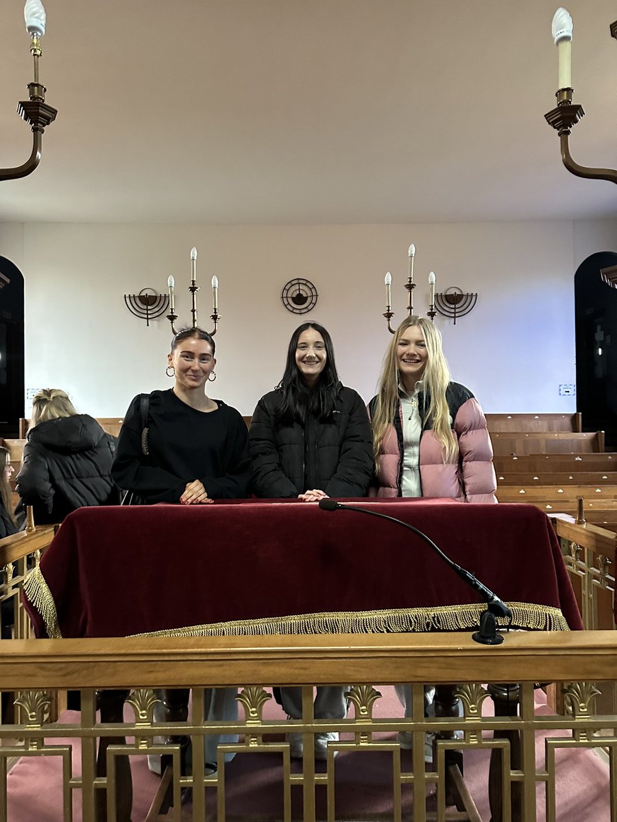 Miss Reid tweet media