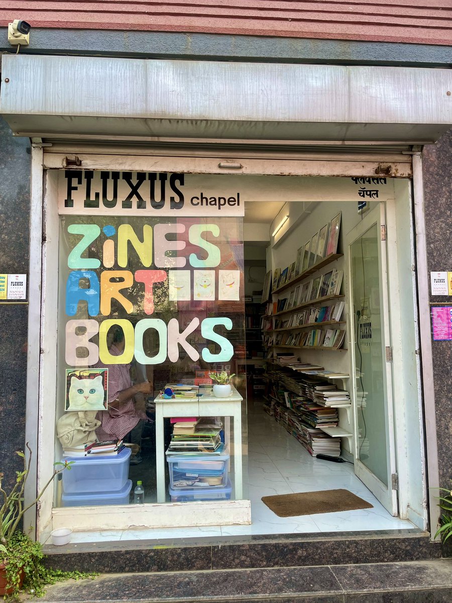 rosalialongjam's tweet photo. I recently visited Mumbai. Stumbled upon this lovely store called ‘Fluxus Chapel’ by chance. It has a great collection of zines and a super nice shop owner.
If you’re near Subko in Bandra, definitely check it out!
#Mumbai #Subko https://t.co/yzT4ehUbC4