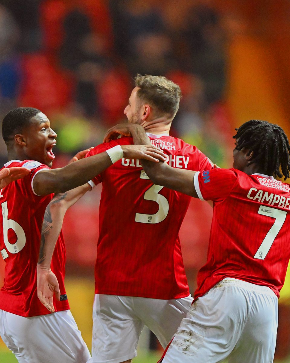 Macca also makes it into the <a href="/EFL/">EFL</a> Team of Midweek! 💪

#cafc | <a href="/gillesphey/">Macaulay Gillesphey</a>