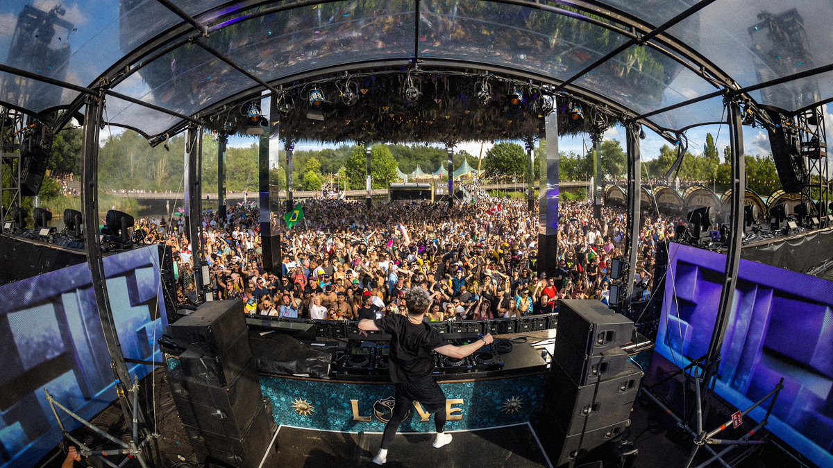 Look Around You / Those Eyes
🎶 youtu.be/ZaWaVPx12FU