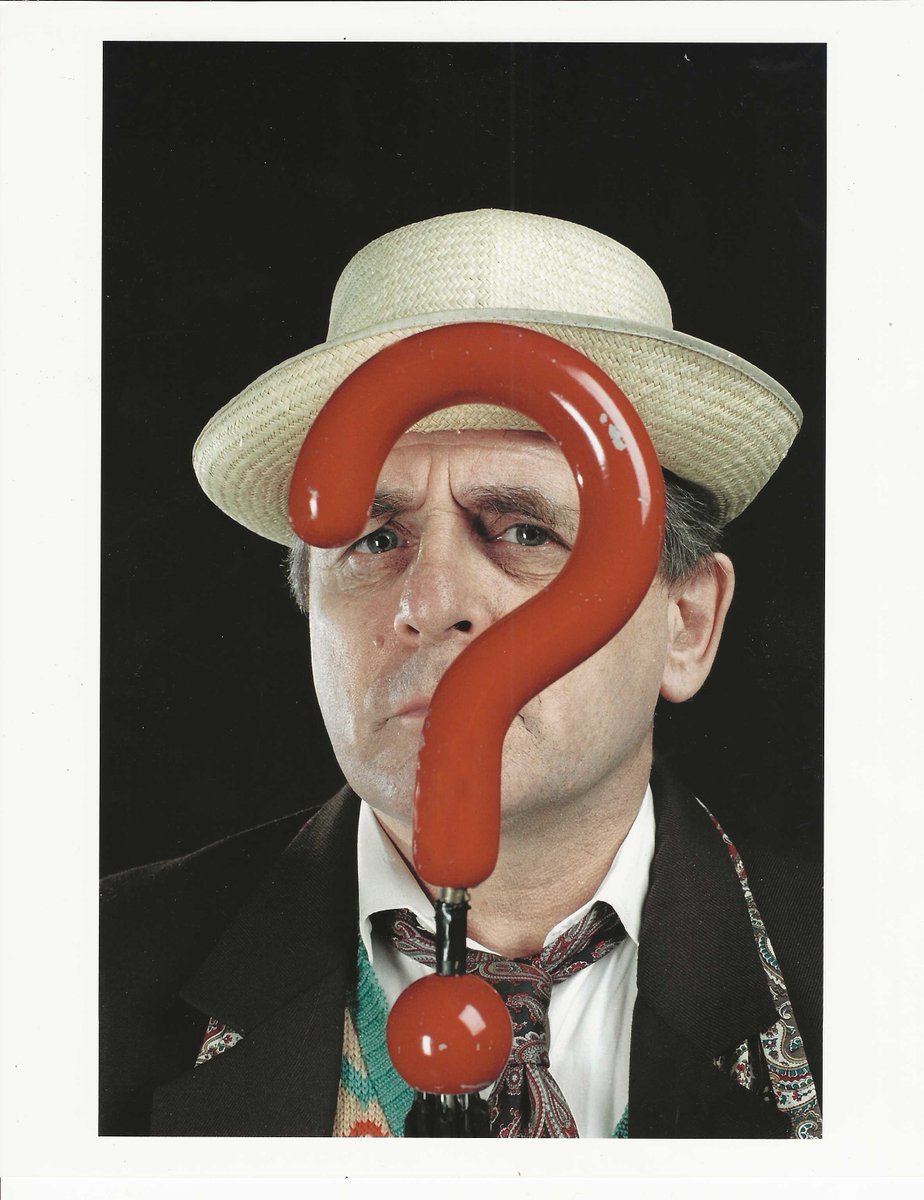 LAST CHANCE!   order by end of today to be in Sylvester's Photo signing session tomorrow.
Can't get to a Con to meet him?  Order one by post here! clareeden.com/product-page/s…