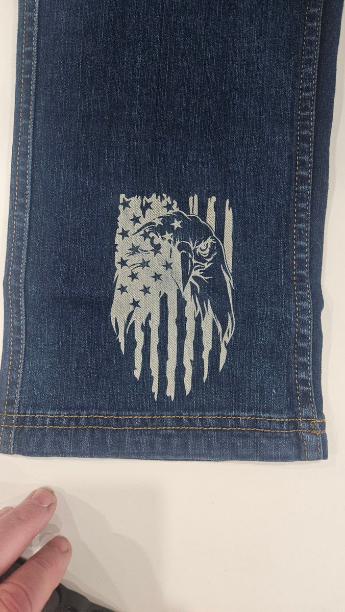 👖 Laser612’s UV etched this jean jacket—crisp logos, no fabric damage. Want custom fashion or uniforms? Win a free engraving! RT, follow, tag 3 friends. Ends March 8. #Laser612 #FashionTech #UVEngraving Laser612.com
