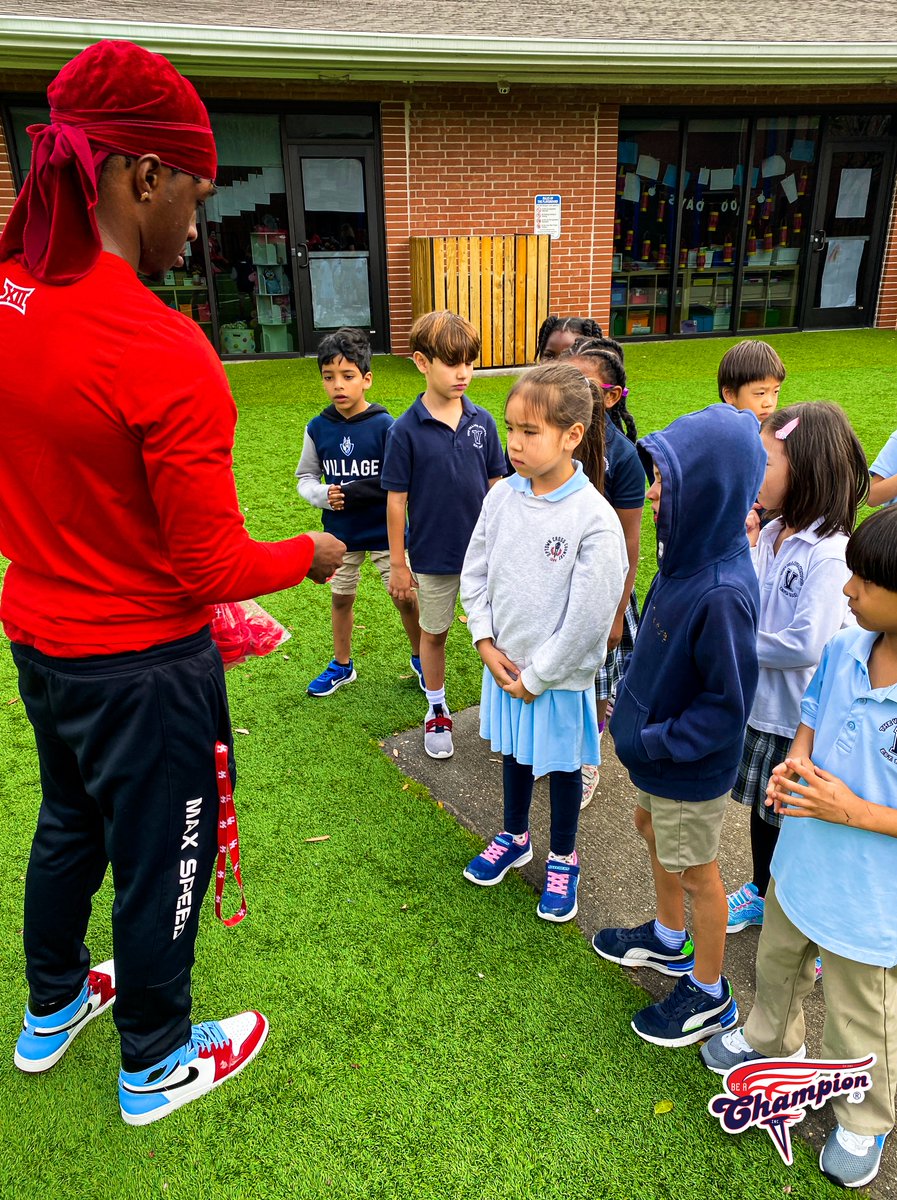 Champion Athletes Academy (@bacchampionath) on Twitter photo The <a href="/BEACHAMPIONINC/">Be A Champion, Inc.</a> Athletes from <a href="/UHCougarTF/">#HTownSpeedCity</a> had a blast visiting the <a href="/VillageVikings/">The Village School</a> this week! Thank you to The Village School for hosting. 🏅🏃💨
We LOVE giving back to the kids in our community. 📚🏫
<a href="/UHCougars/">Houston Athletics</a> <a href="/UHouston/">University of Houston</a> The <a href="/BEACHAMPIONINC/">Be A Champion, Inc.</a> Athletes from <a href="/UHCougarTF/">#HTownSpeedCity</a> had a blast visiting the <a href="/VillageVikings/">The Village School</a> this week! Thank you to The Village School for hosting. 🏅🏃💨
We LOVE giving back to the kids in our community. 📚🏫
<a href="/UHCougars/">Houston Athletics</a> <a href="/UHouston/">University of Houston</a>