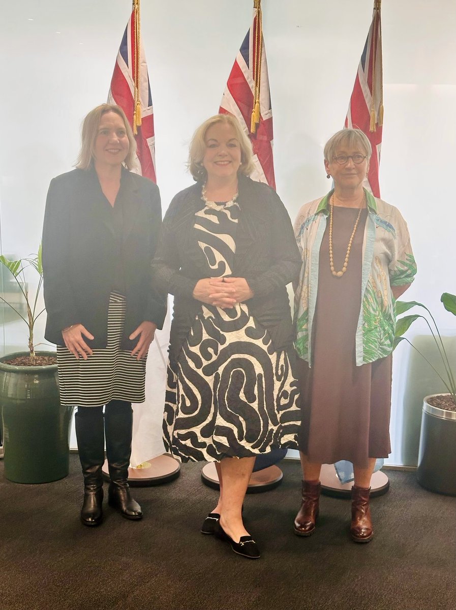 Constructive meeting this morning, in my role as Minister for the Public Service, with the PSA Union. There will be things we will disagree on but our conversation this morning was both engaging and mutually respectful. ⁦<a href="/FleurFitzsimons/">Fleur Fitzsimons</a>⁩