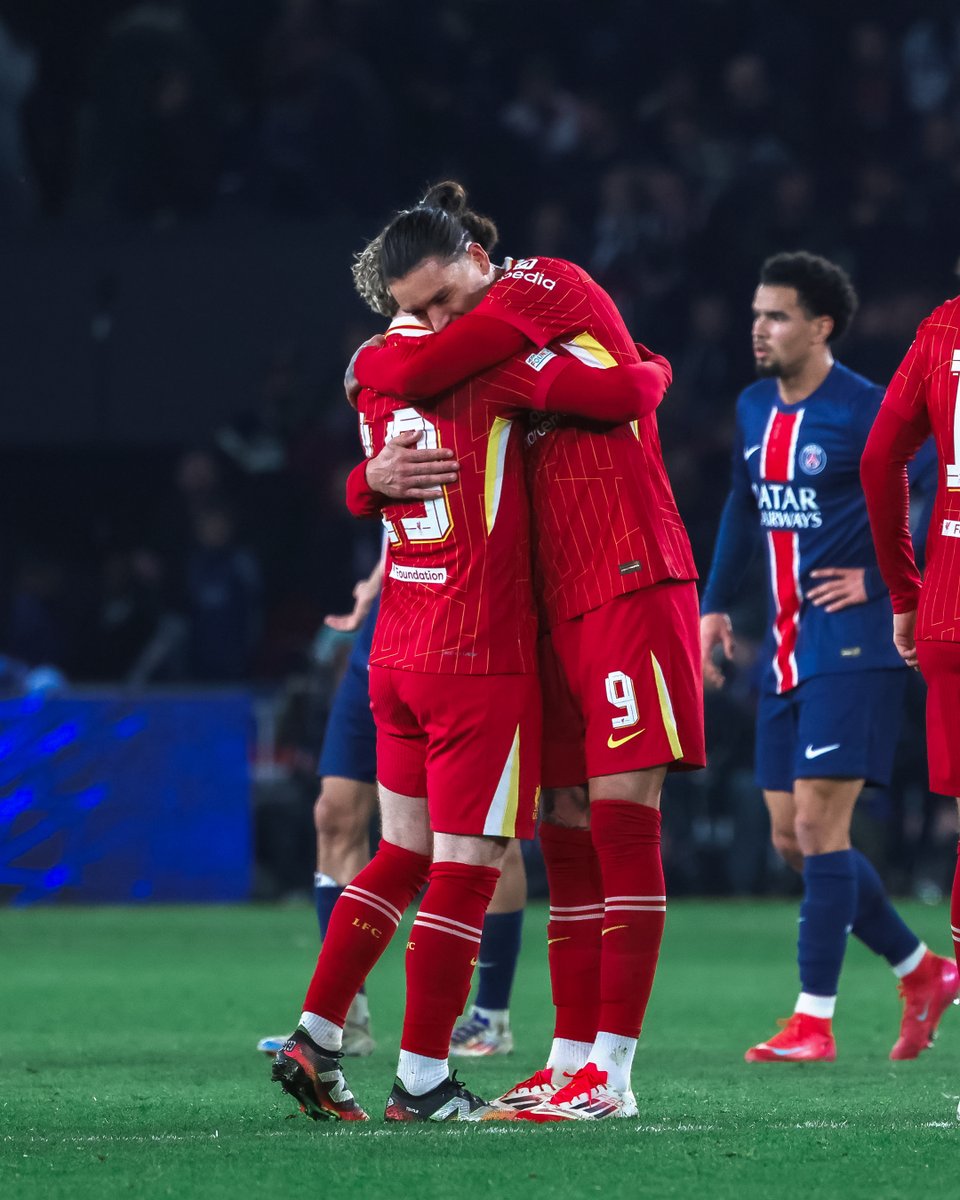 LFC's tweet photo. That Darwin 🔗 Harvey link up 🤩 https://t.co/vLUvLCbrK8