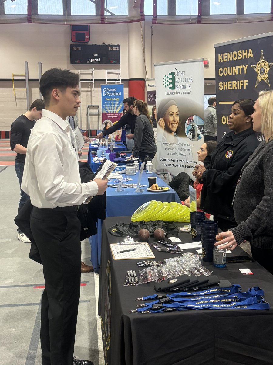 Carthage College Football tweet media