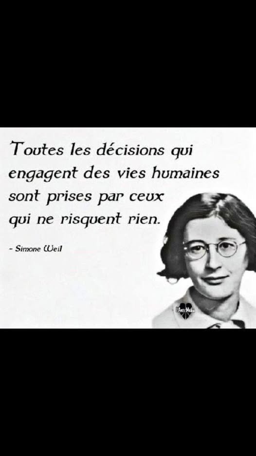 gondioc451's tweet photo. @LCI @BHL #BHL #Glucksman même chemise même foutaise guerrière, même ridicule ! 👎 #Ukraine https://t.co/E2aZ0AgZWJ