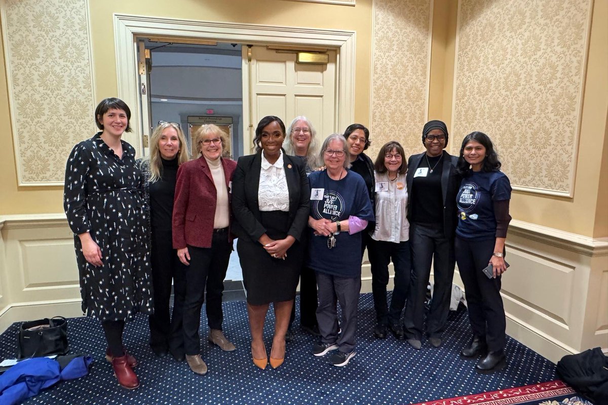 mdjustpower's tweet image. Today, we testified in favor of the Sen. Henson's pre-K expansion bill (SB057) in the Maryland Senate! This bill would reduce barriers to pre-K expansion in community-based settings. @ShanekaHenson @BrianJFeldman @CherylKagan