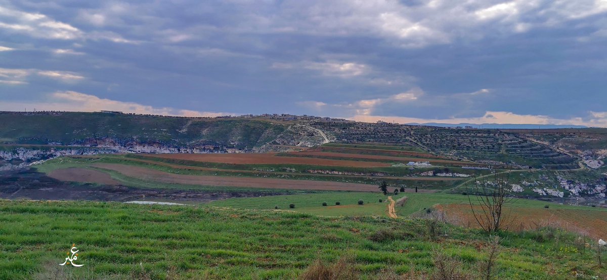 لا يلحُّ عبد مُؤمن على الله في حاجة 
إلا قضاها له.

ابن القيم - رحمه الله